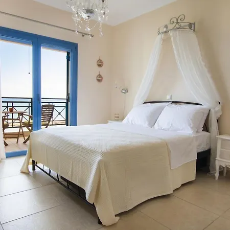 Beachfront Apartments Karpathos Town  Exterior photo