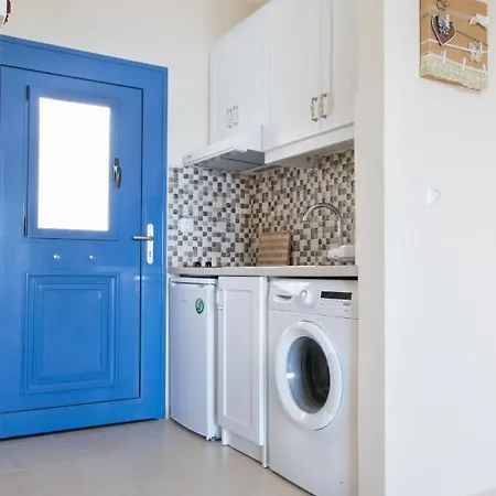 Beachfront Apartments Karpathos Town  Exterior photo